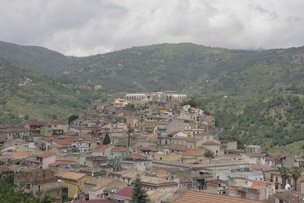 Agriturismo Il Daino Villa San Piero Patti Екстериор снимка